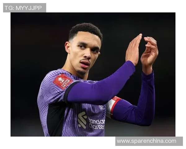 特伦特亚历山大阿诺德如何用智慧与技术重新定义现代边后卫角色